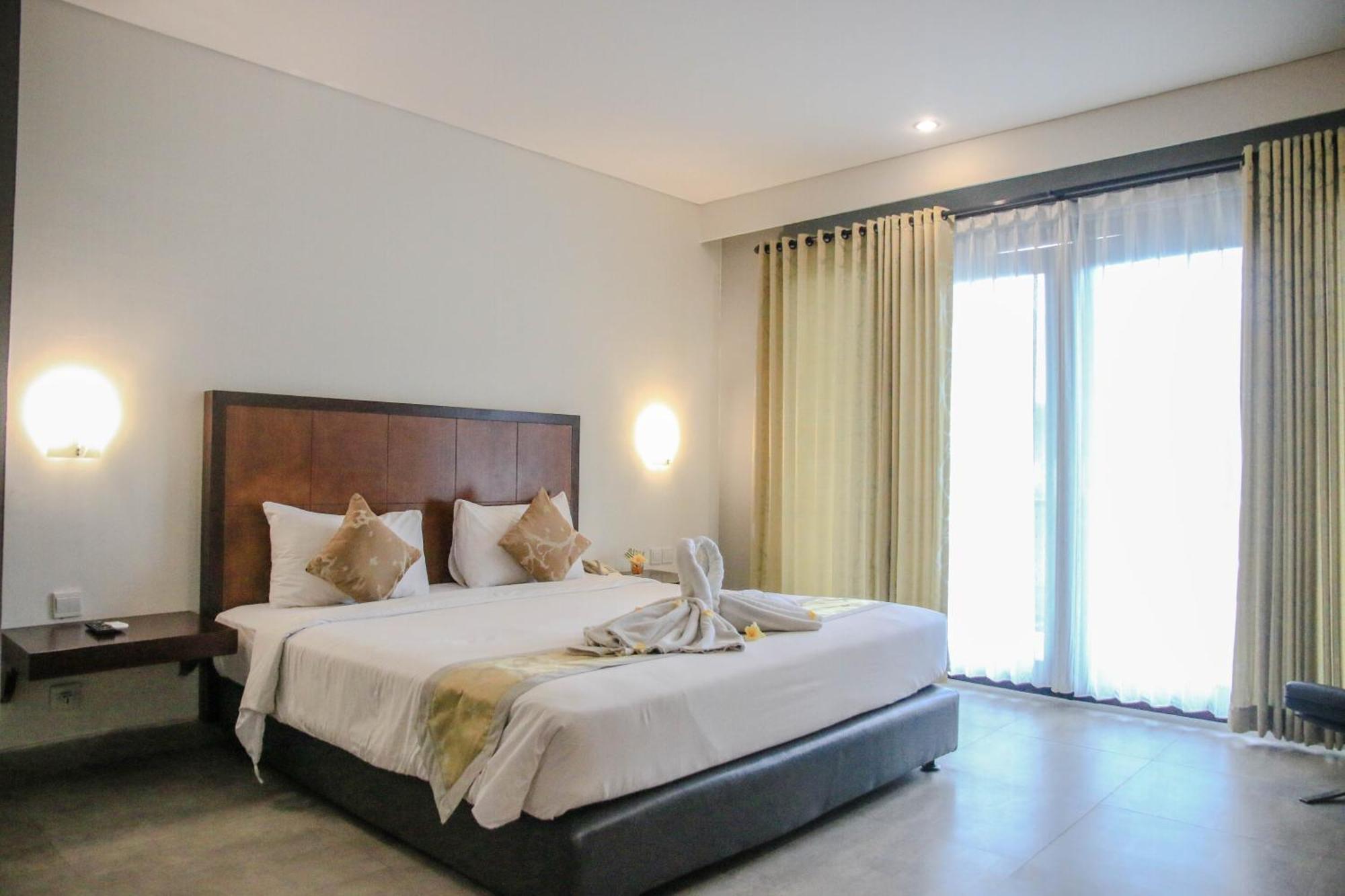 Dekuta Hotel Кута Екстериор снимка