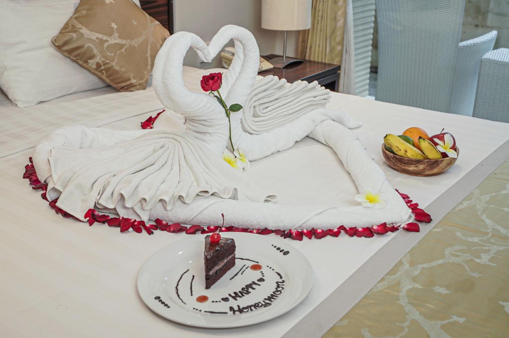 Dekuta Hotel Кута Екстериор снимка